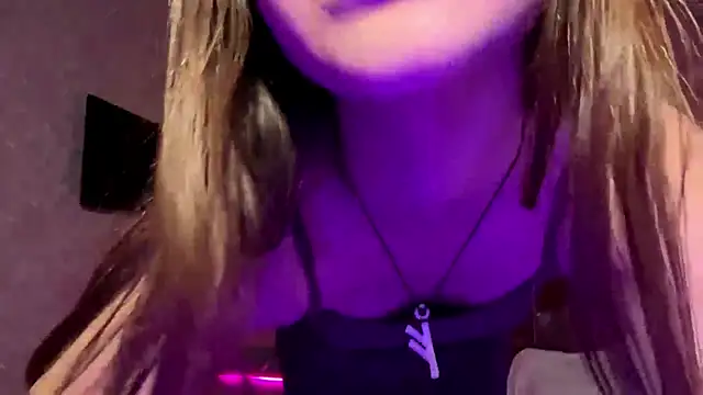 Arialork's Live XXX Chat
