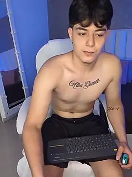 دردشة MaxCruz_ الجنسية المباشرة