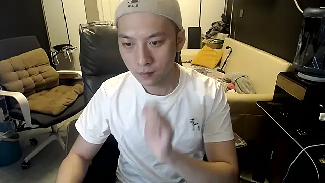 yichen008 即時 XXX 聊天