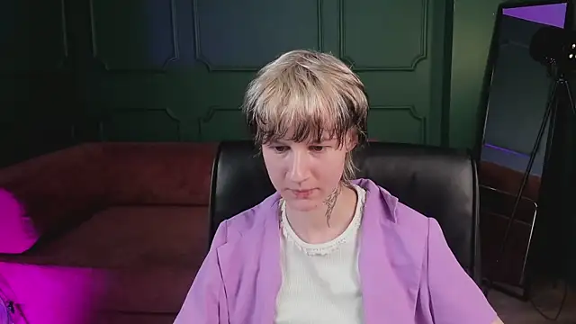 Chat XXX en directo de Senpai_Sins