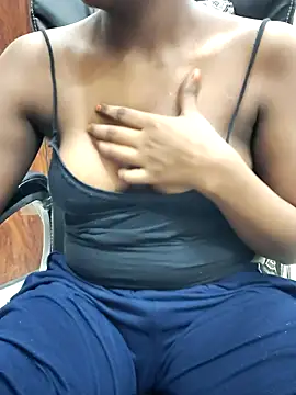 SANJNA_3's Live XXX Chat