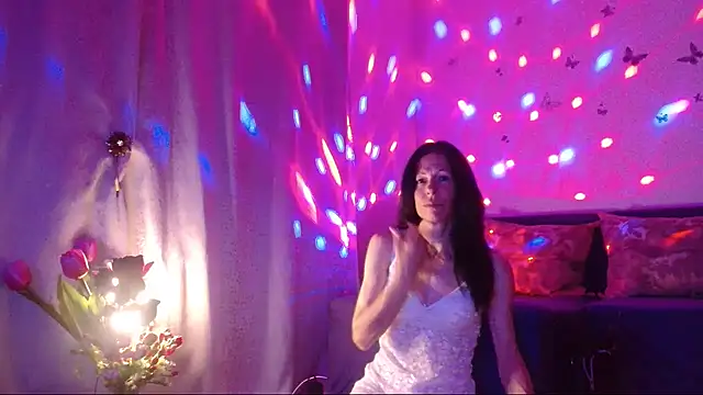 ElysaSun's Live XXX Chat