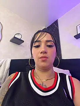 دردشة EmmyEvans1 الجنسية المباشرة