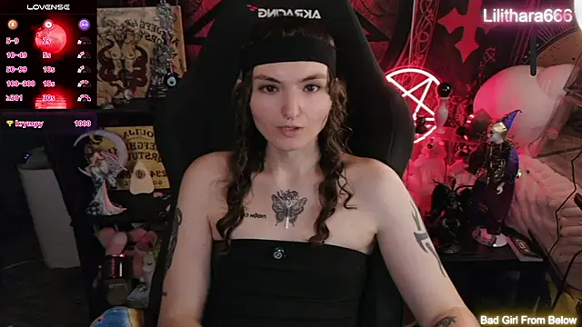 Chatroom XXX en direct de Lilithara666