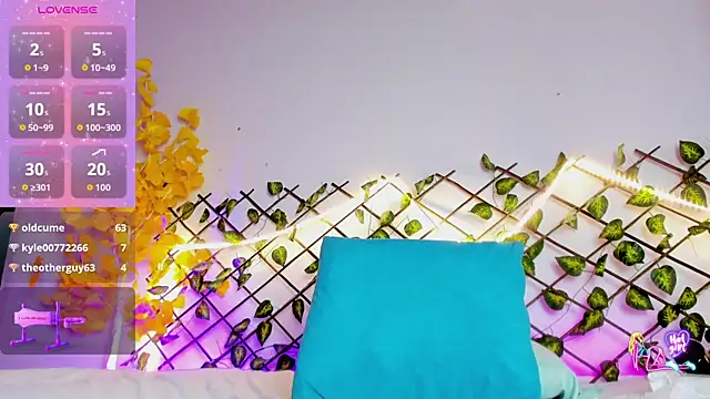 Chat +18 de InnaMebarak ao vivo