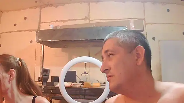 DenMaretxx Chat XXX live