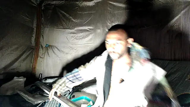 Camodick XXX чат на живо