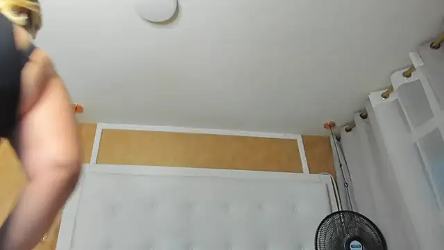 Živý XXX chat Heidy_milf