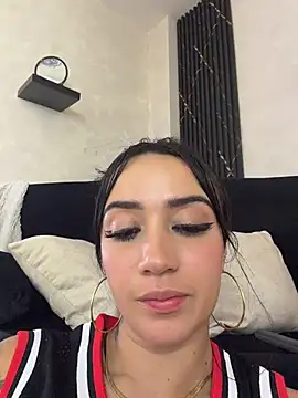 Czat XXX na żywo – EmmyEvans1