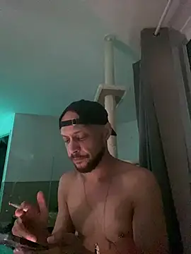 Онлайн чат XXX MattMiller28