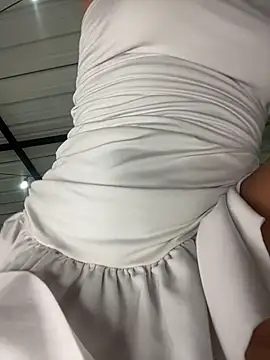 EmmaExoticaXXX's Live XXX Chat