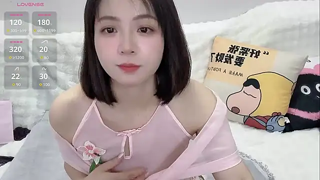 Lucy-8 – Naživo XXX chat