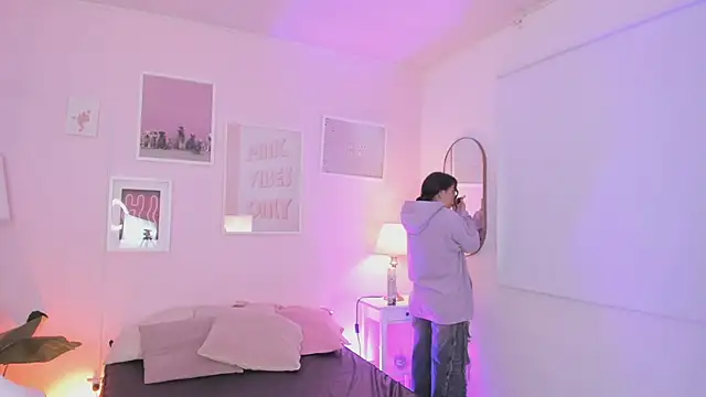 Kimdyy_ live XXX chat
