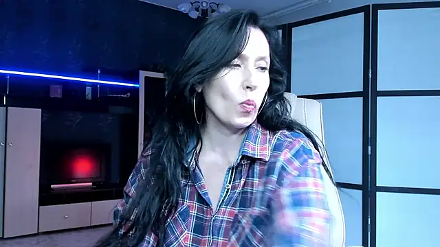 Czat XXX na żywo – Lucky_Milf