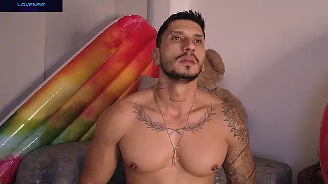 Seth_Vegaa Live XXX-Chat