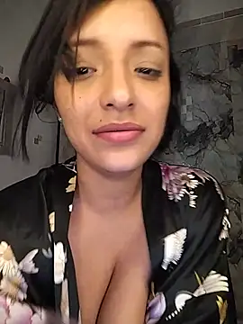 Chatroom XXX en direct de SaharQamar