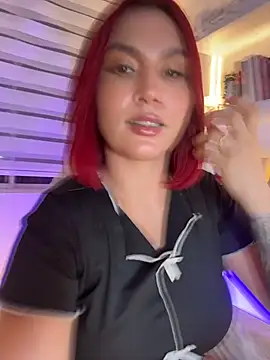 zafiro_mo0n's Live XXX Chat