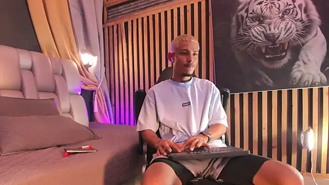 Camilo_Contreras – Naživo XXX chat