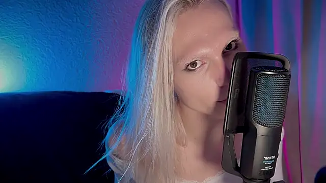 sindLy Chat XXX live