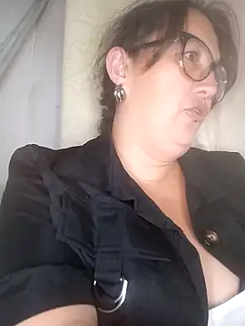 Chat +18 de _Saraqueen-- ao vivo