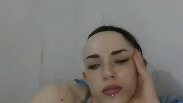 Trinsy_Love Chat XXX in diretta