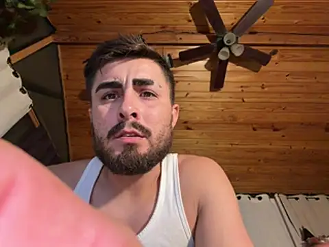 แชท XXX สดของ SierraxRuben26