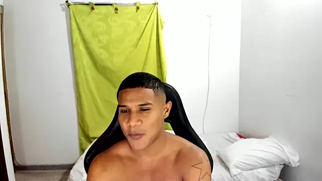 corzoethan Live XXX Chat