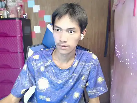 riks_tyler 即時 XXX 聊天