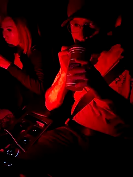 USMCx élő XXX-chatje