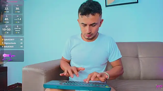 دردشة Valentiinoss الجنسية المباشرة