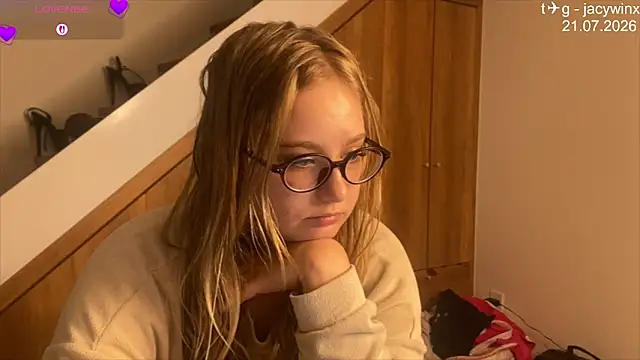 JacyWinslat's Live XXX Chat