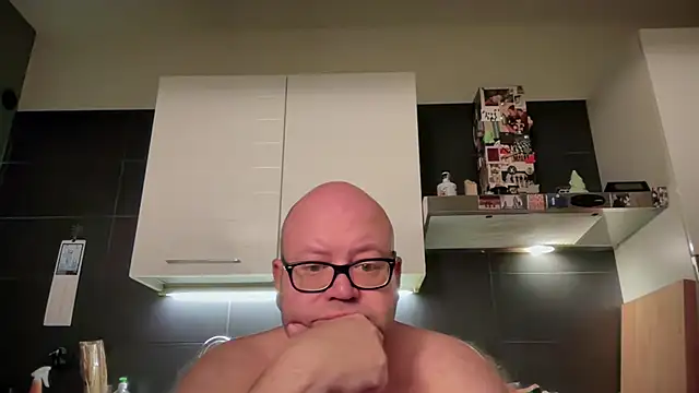 theitalianbear Live XXX-Chat