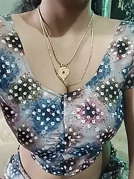Chat +18 de ShilpaSharma ao vivo