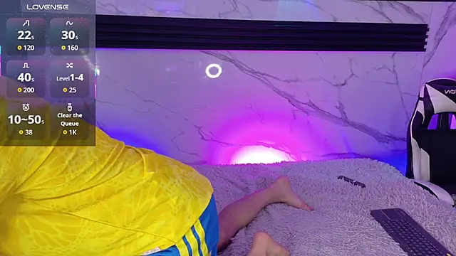 Saimonvela live XXX chat