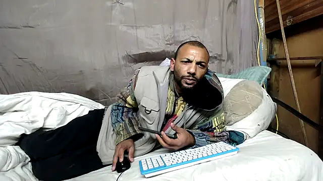 Camodick Adlı Modelin Canlı XXX Sohbeti