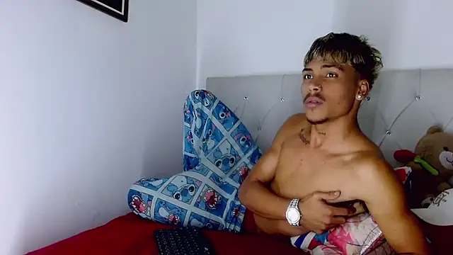 Chat +18 de Angel_foxc13 ao vivo