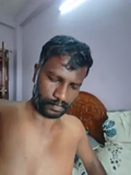 XXX chat uživo modela Paramkeerthi