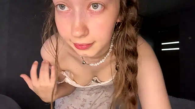 Chatroom XXX en direct de Emily_Mur_
