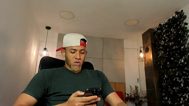 Онлайн чат XXX B_Wild