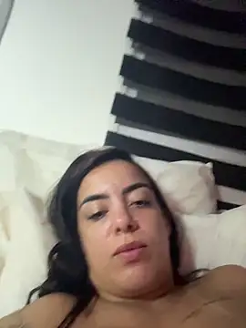 צ'אט XXX בשידור חי של Srta_Jhenny