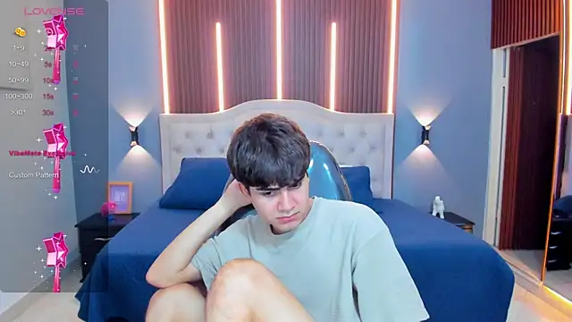 Tommy18__ live XXX chat
