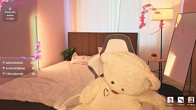 EvaHamiltonのライブXXXチャット
