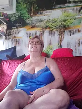 QueenPammy1's Live XXX Chat