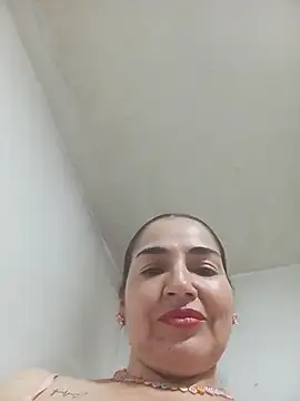 MaryRoze_ Chat XXX in diretta