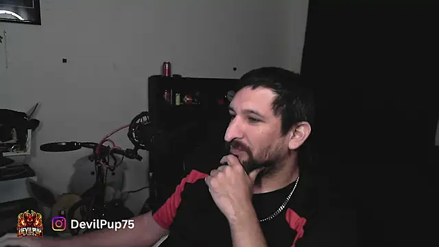 دردشة DevilPup75_ الجنسية المباشرة