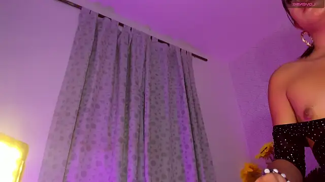 Chat +18 de Selena_fox24 ao vivo