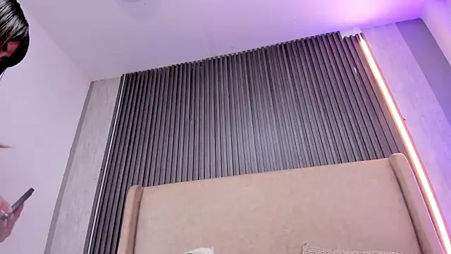 MilyClem 라이브 XXX 채팅