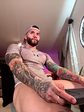 Frank_Farrell Chat XXX live