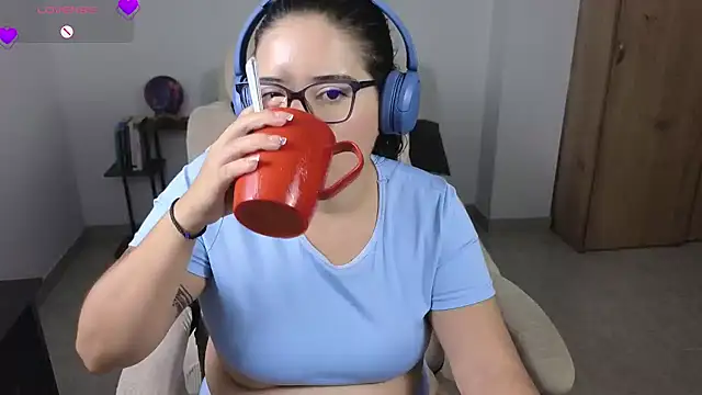 blue__moon_'s Live XXX Chat