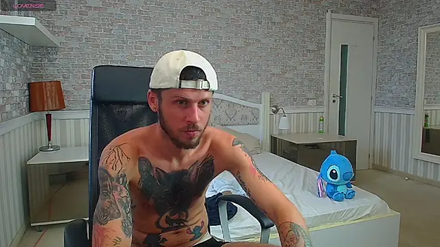 Živý XXX chat JonahShaw